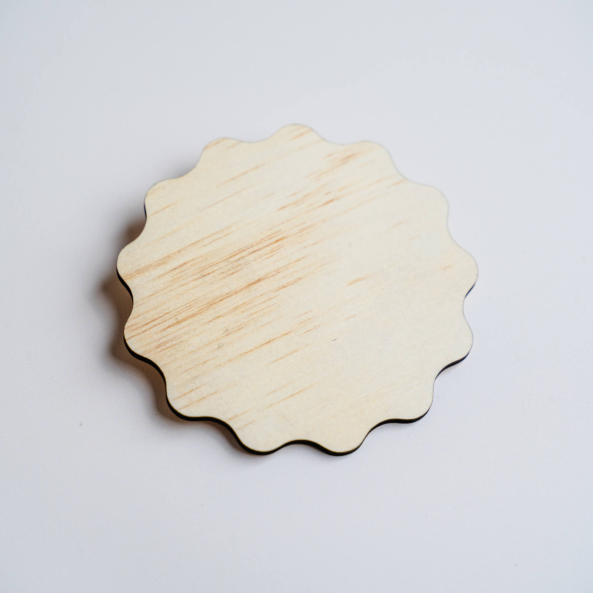 100mm Timber Wavy Circle